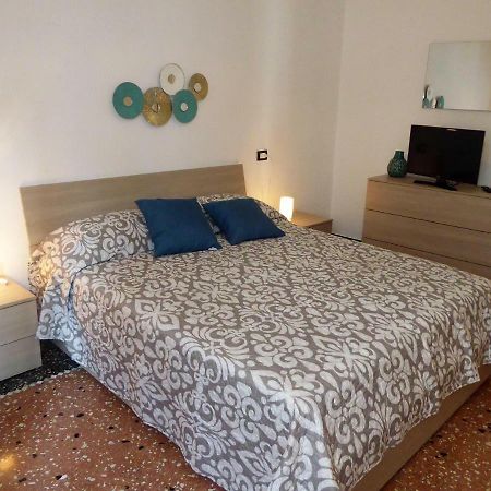 ססטרי לבאנטה La Casa Del Merlo By Holiday World מראה חיצוני תמונה