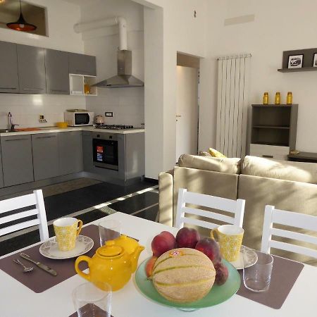 ססטרי לבאנטה La Casa Del Merlo By Holiday World מראה חיצוני תמונה