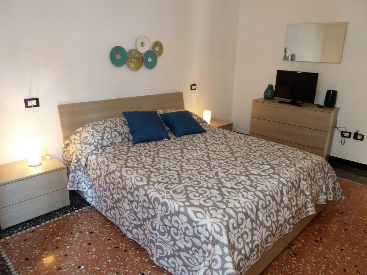 ססטרי לבאנטה La Casa Del Merlo By Holiday World מראה חיצוני תמונה