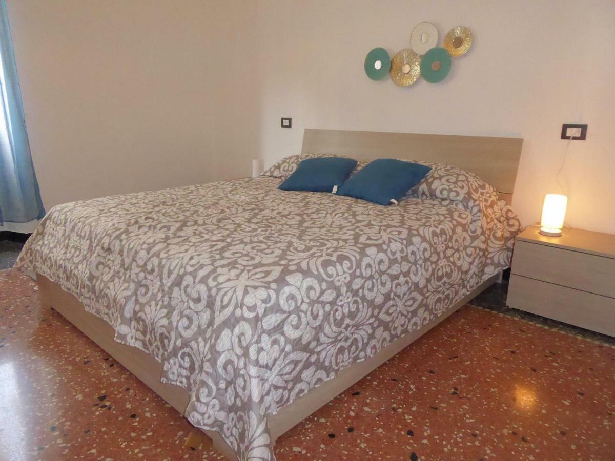 ססטרי לבאנטה La Casa Del Merlo By Holiday World מראה חיצוני תמונה
